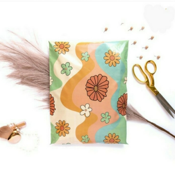 Retro-Floral 14"x19" Includes 10 Mailers - Picture 8 of 8